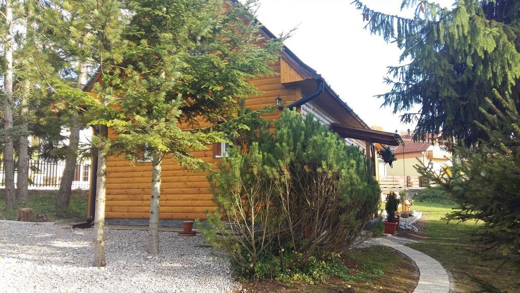 Liptovska Chata Pri Potoku Liptovský Mikuláš Exteriör bild