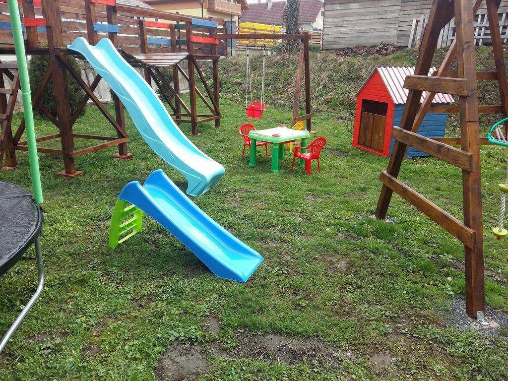 Liptovska Chata Pri Potoku Liptovský Mikuláš Exteriör bild